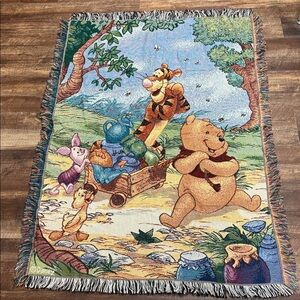 Vintage Classic Winney the Pooh Tapestry Throw Blanket